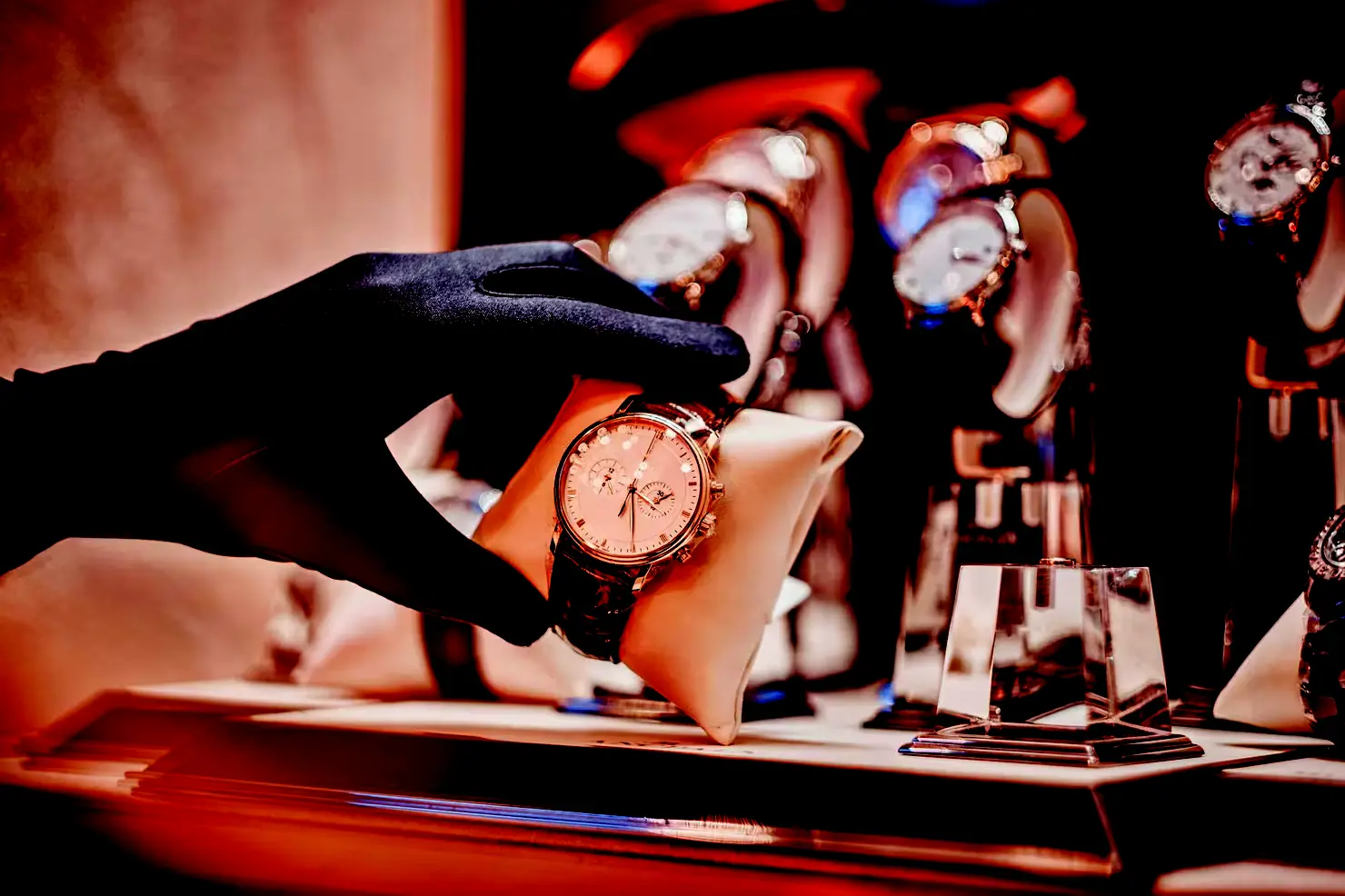 Omnix Watch Ultra tracking active lifestyle